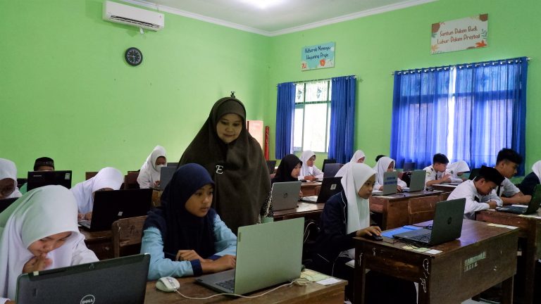 MTs Negeri 1 Pacitan menjadi Tuan Rumah Kompetisi Sains Madrasah Jenjang MTs Tingkat Kabupaten Pacitan Tahun 2023